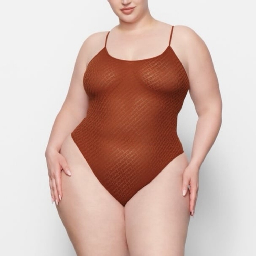SKIMS Logo Mesh Cami Bodysuit in Saffron 4XL